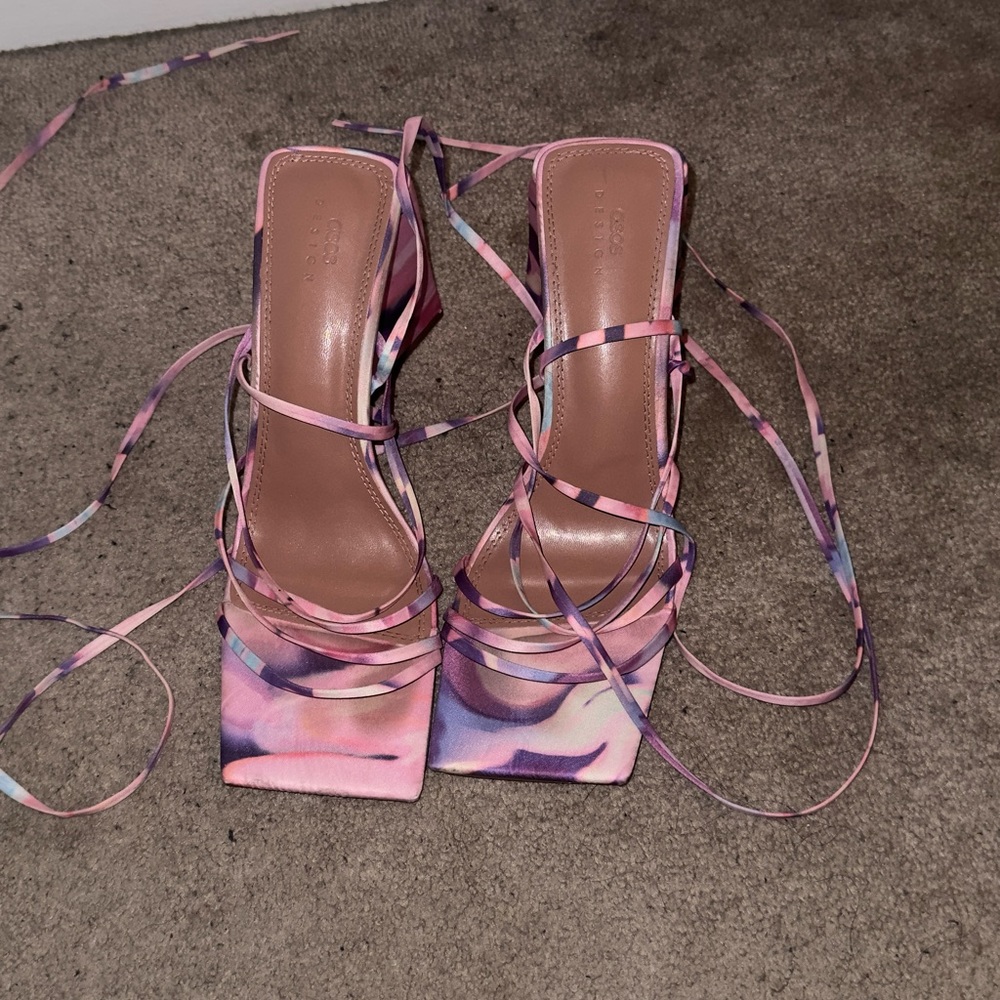 Pink block heels with laces, wide feet